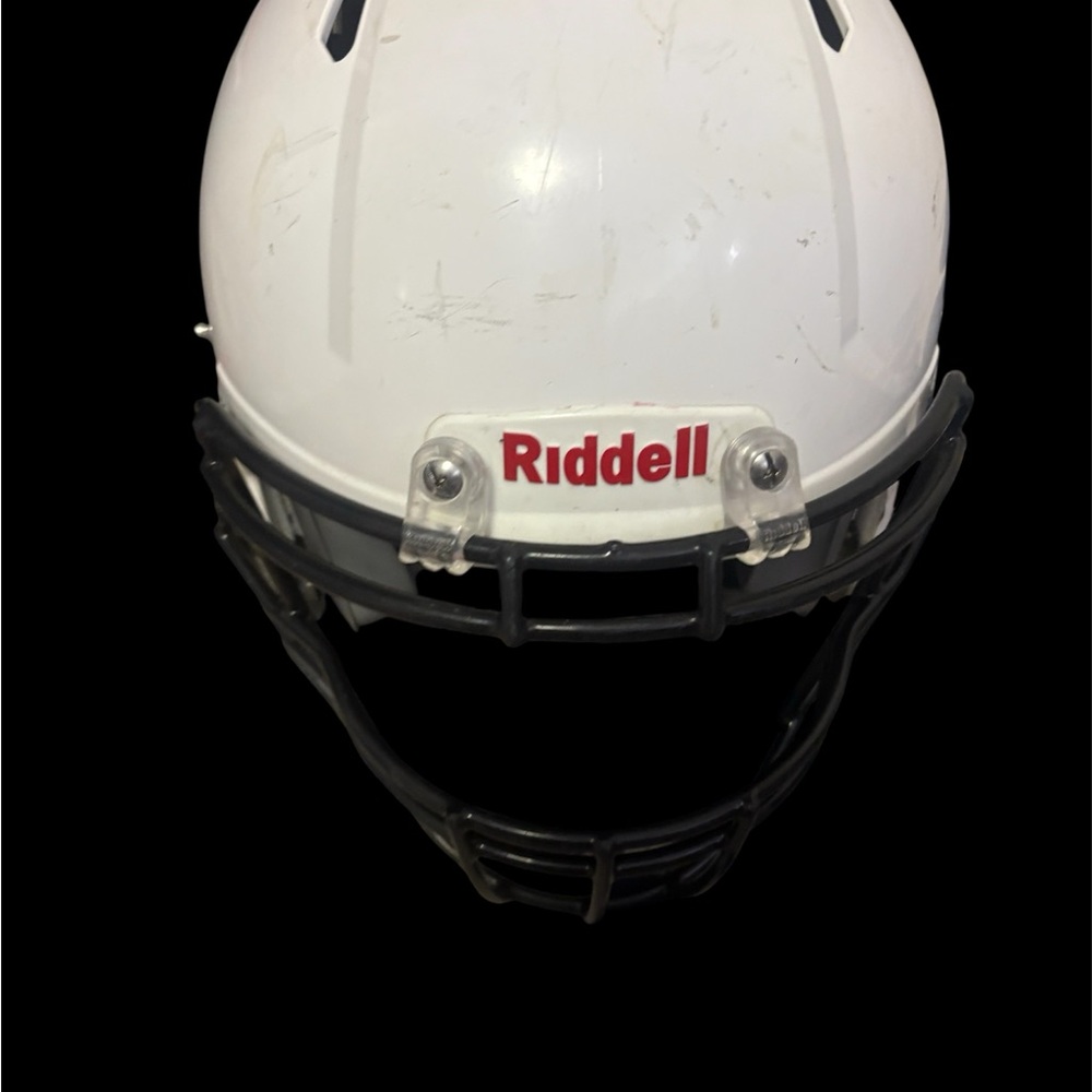Riddell White and Black Youth Football Helmet (Small/Medium)